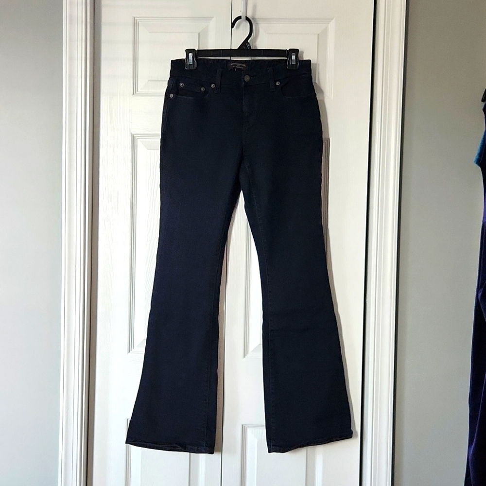 Banana Republic low-rise bootcut jeans - dark wash (27/4)